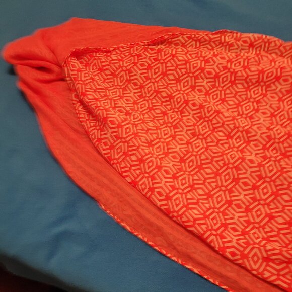 Scarf - Picture 1 of 4